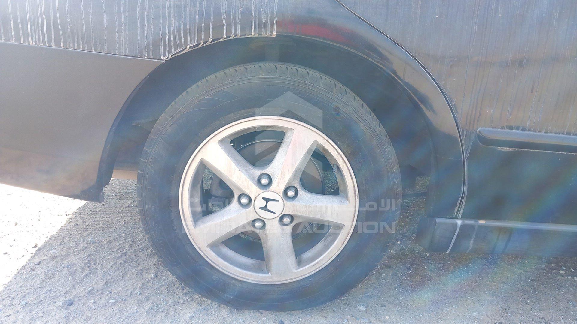 2005 HONDA ACCORD VIN: JHMCM56555C411559
