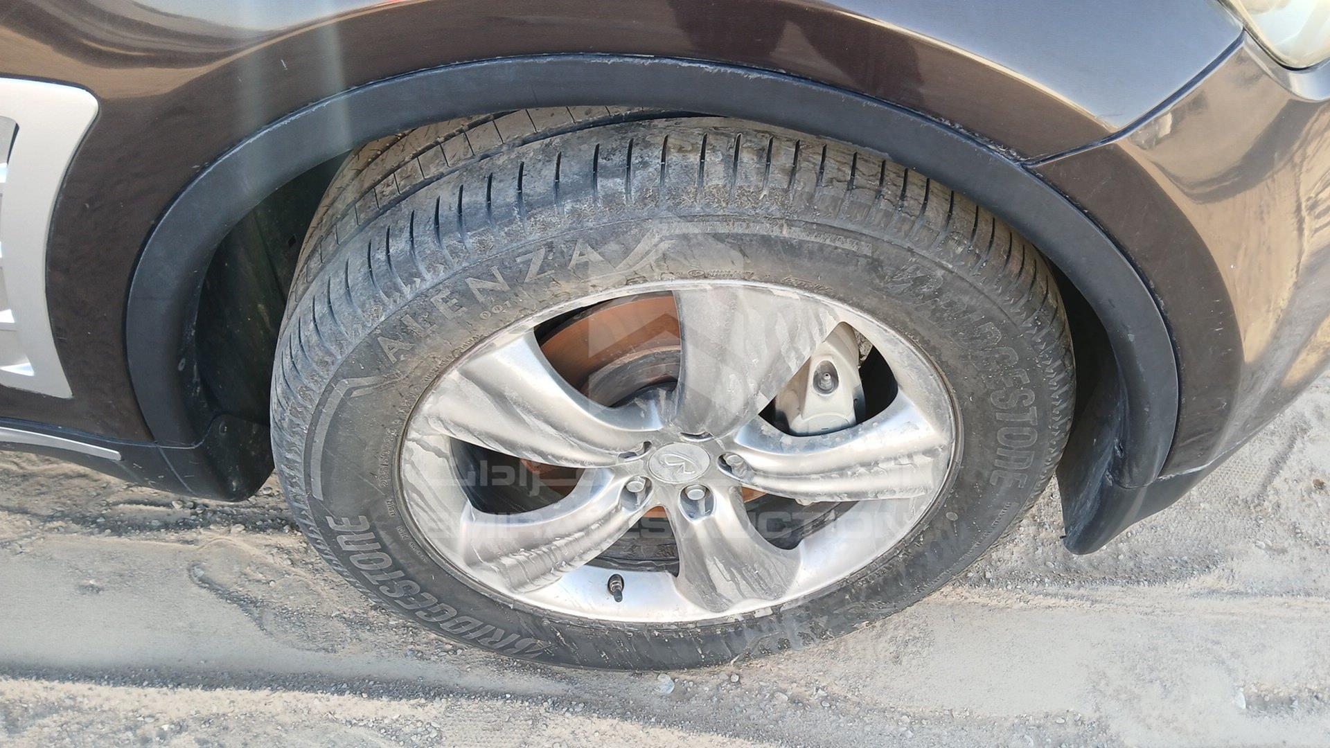 2010 INFINITI FX 35 VIN: JNRAS15Y8AM521304