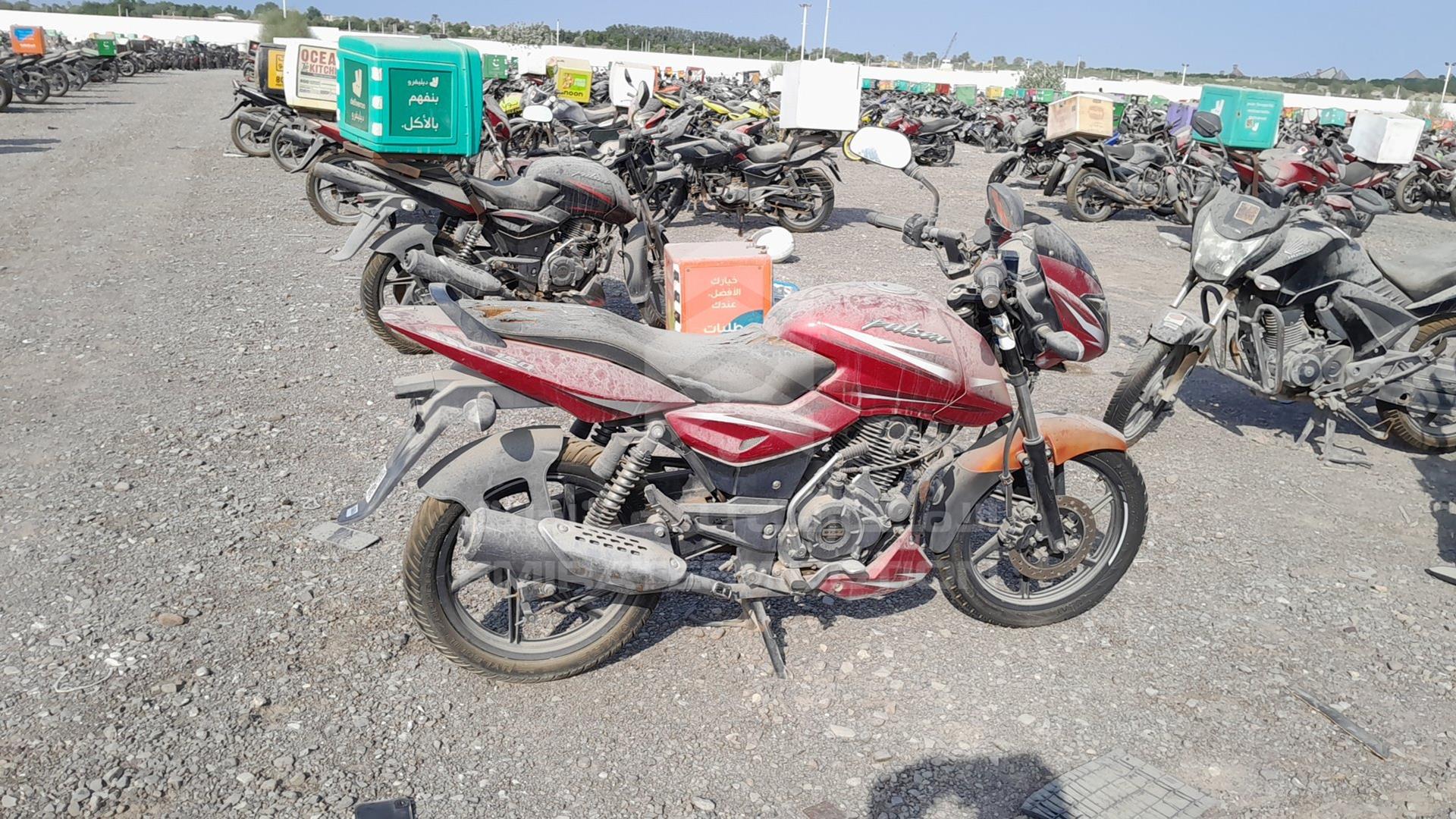 0 BAJAJ PULSAR VIN: MD2A11CX3LCE56607