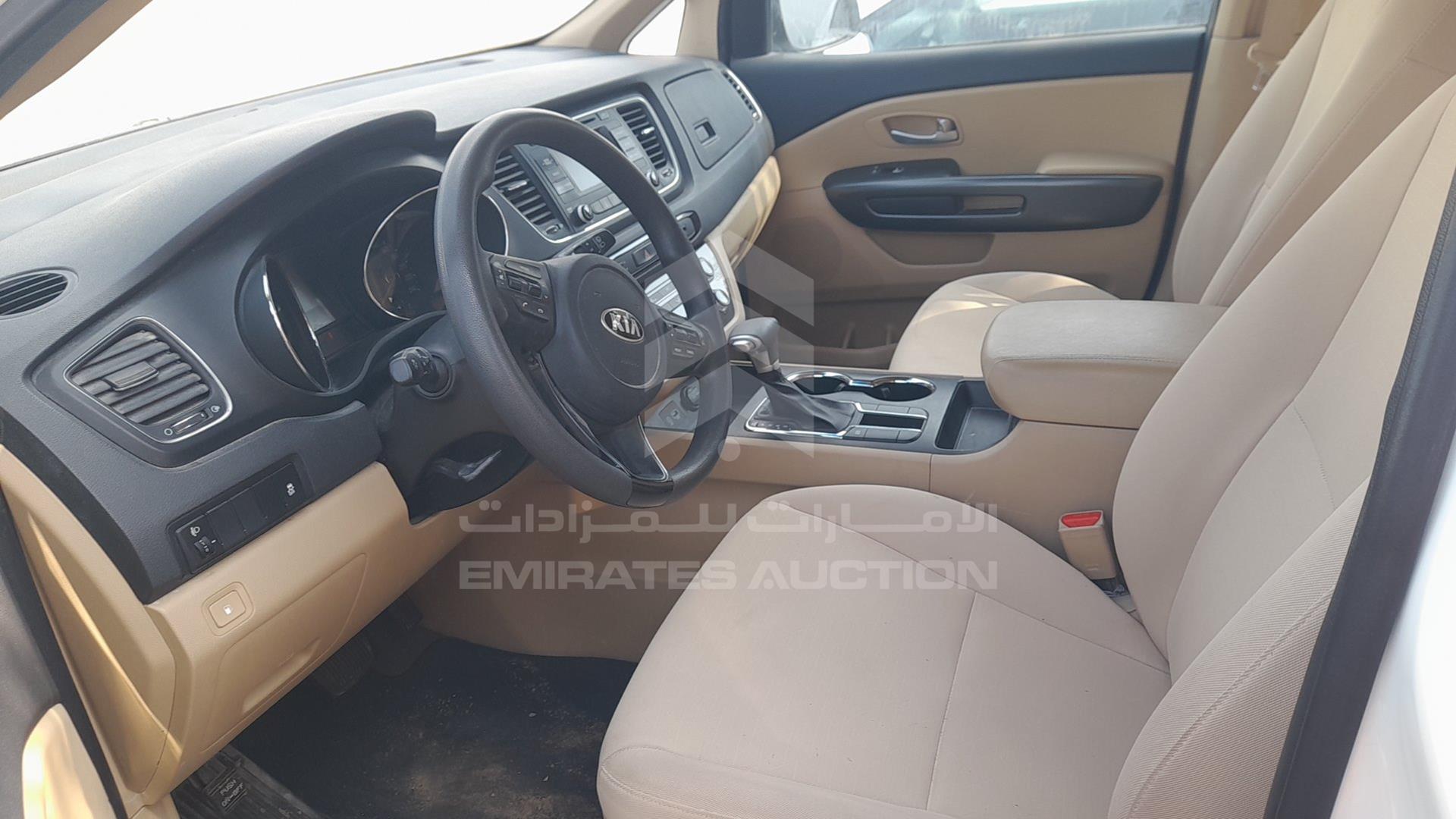 2020 KIA CARNIVAL VIN: KNAMB8122L6645483