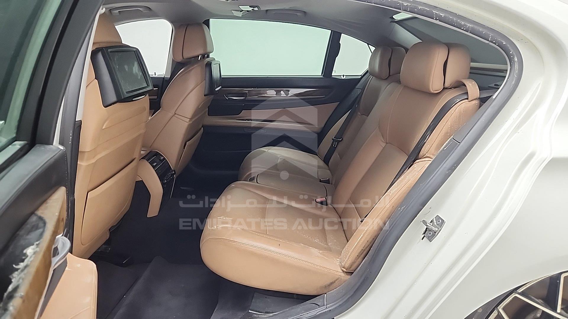 2009 BMW 740 LI VIN: WBAKB410X0C326148