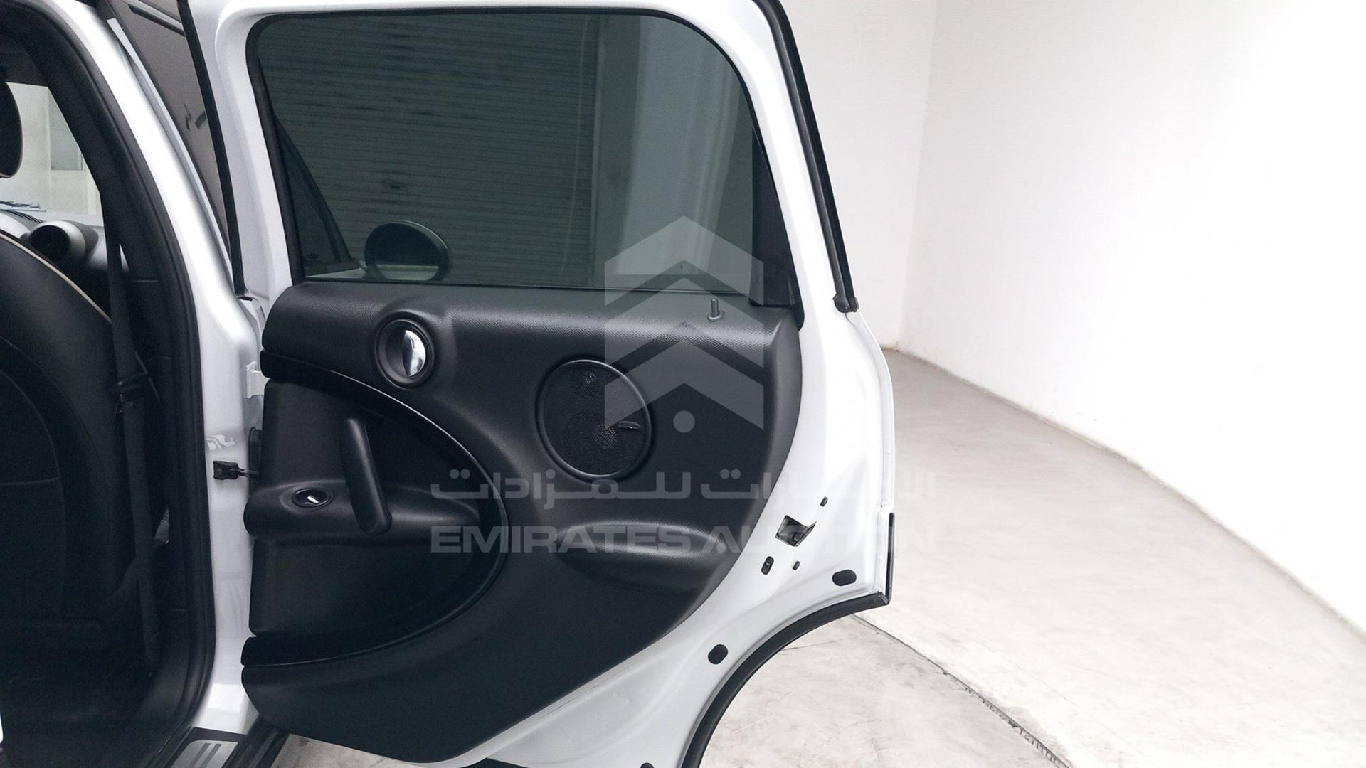 2013 MINI COOPER VIN: WMWZC5105DWM82037