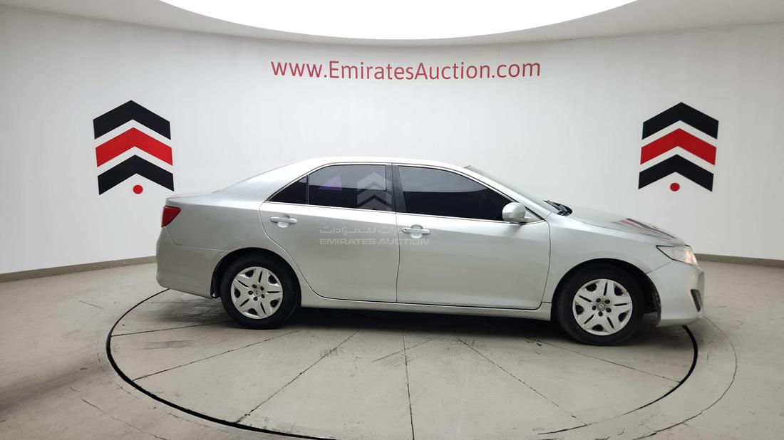 2015 Toyota Camry — Right Full View — Photo 39
