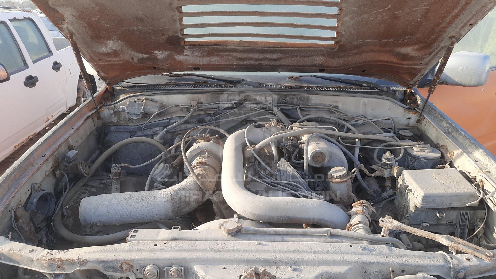 2006 TOYOTA LAND CRUISER VIN: JTEHJ09J065147342