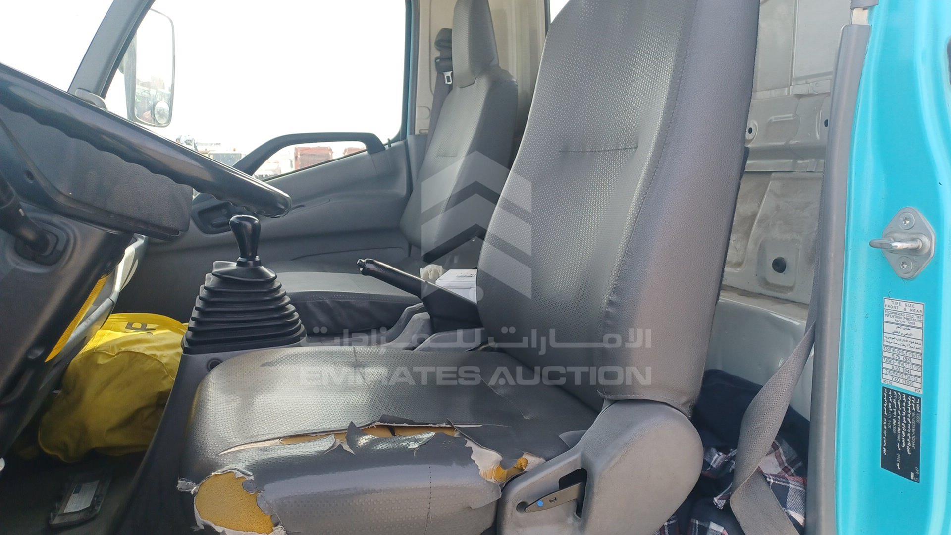 2020 HINO 300 VIN: JHHUCN1H9LK033109