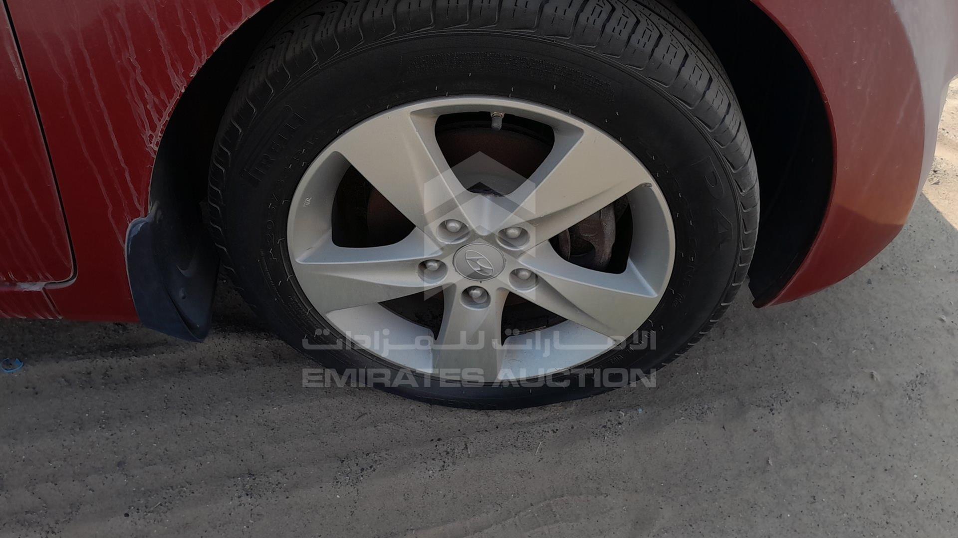 2013 HYUNDAI ELANTRA VIN: KMHDH4AE6DU945797