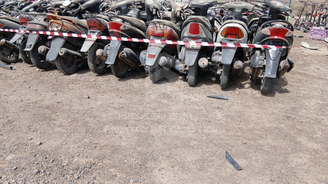 20 Scooter - Scrap without document — Rear Right Tyre — Photo 20