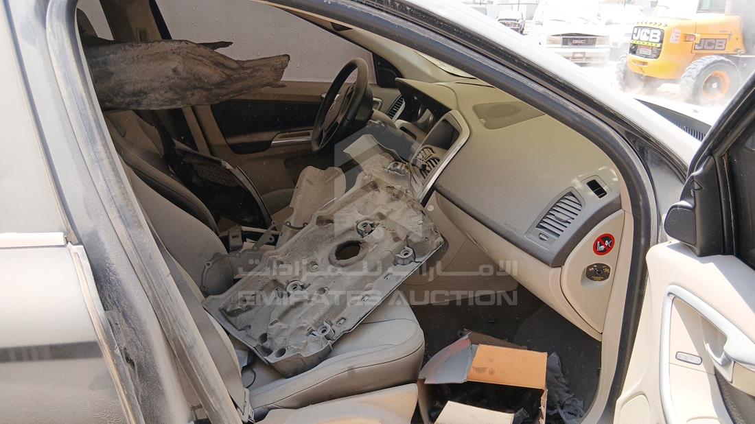 2012 Volvo XC 60 — Front Right Passenger Seat View — Photo 23