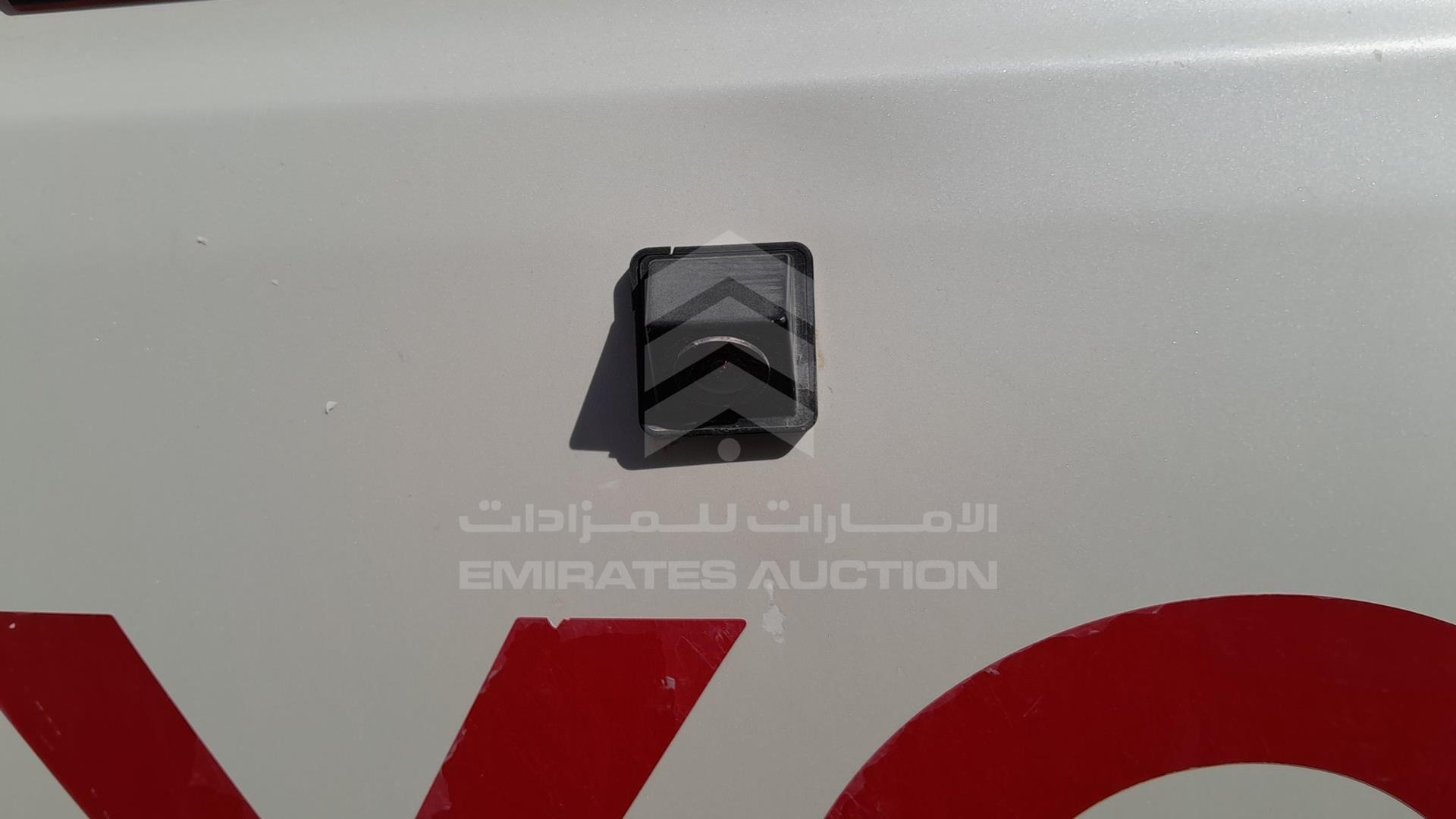 2020 TOYOTA HILUX VIN: MR0HX8CD4L1400235