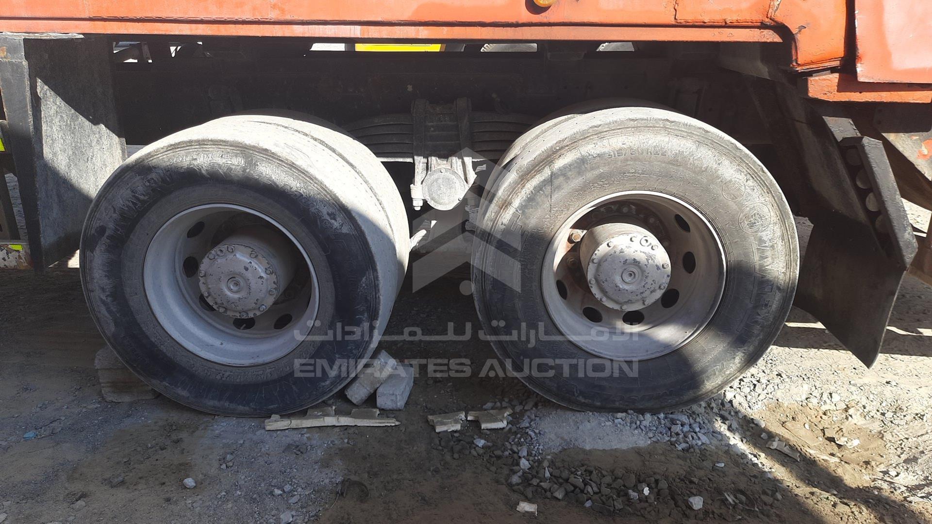 2009 MERCEDES ACTROS VIN: WDAKHCAA39L405584