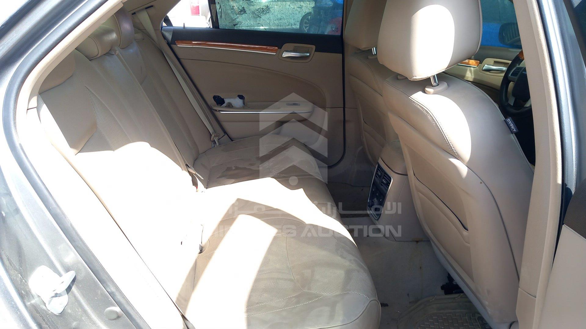 2012 CHRYSLER 300 C VIN: 2C3CCACG3CH179366