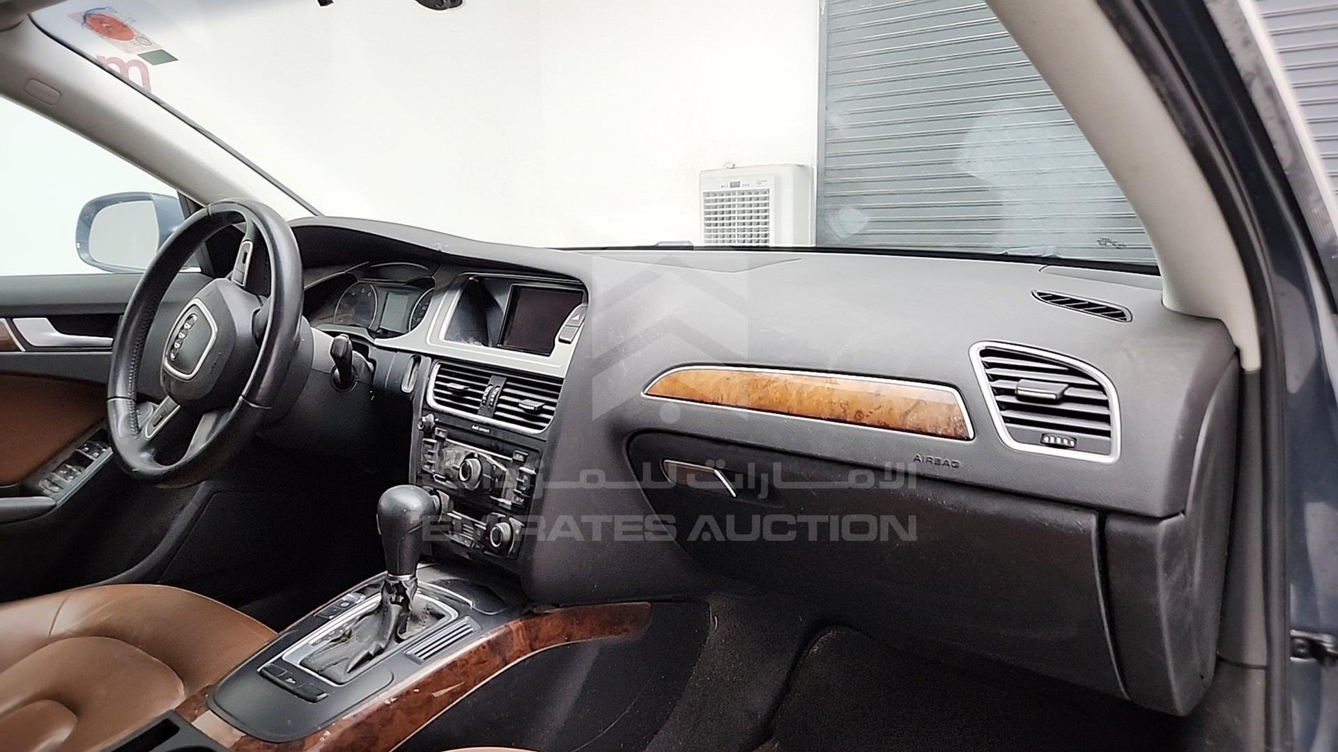 2011 AUDI A4 VIN: WAUAFC8K4BN011371