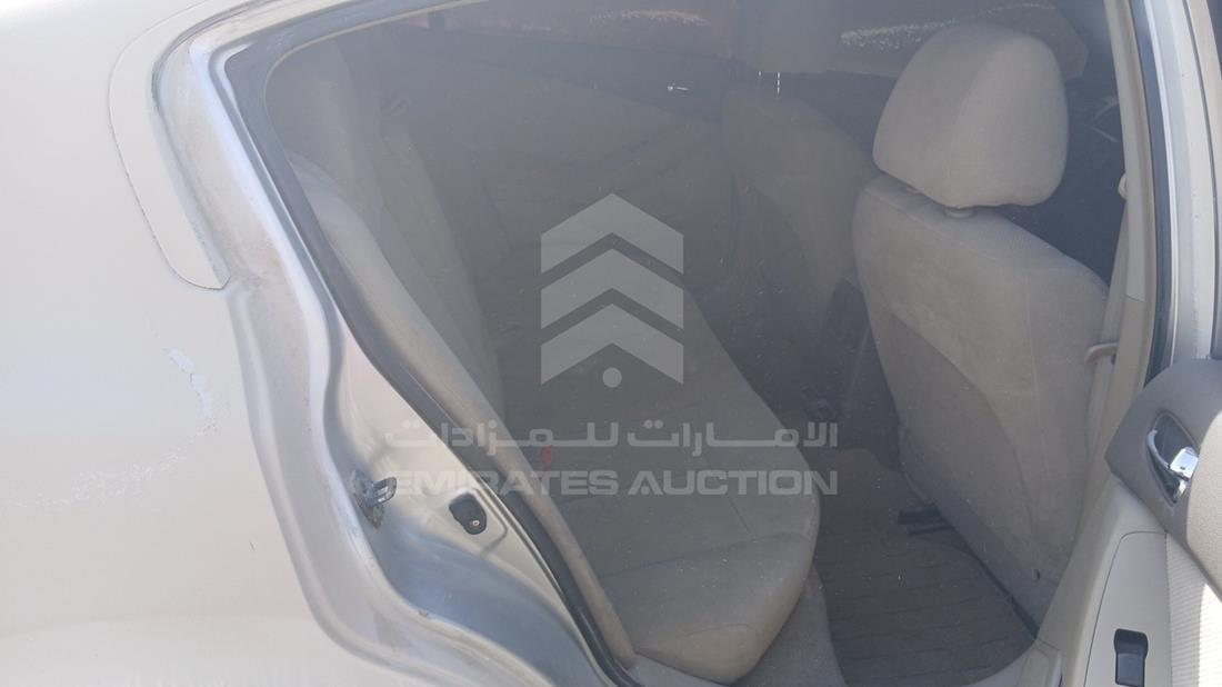 نيسان التيما 2008 — زاوية الراكب الخلفي اليمنى — صورة 20