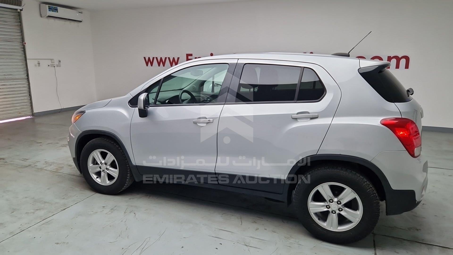 2020 CHEVROLET TRAX VIN: 3GNCJKSB2LL306166