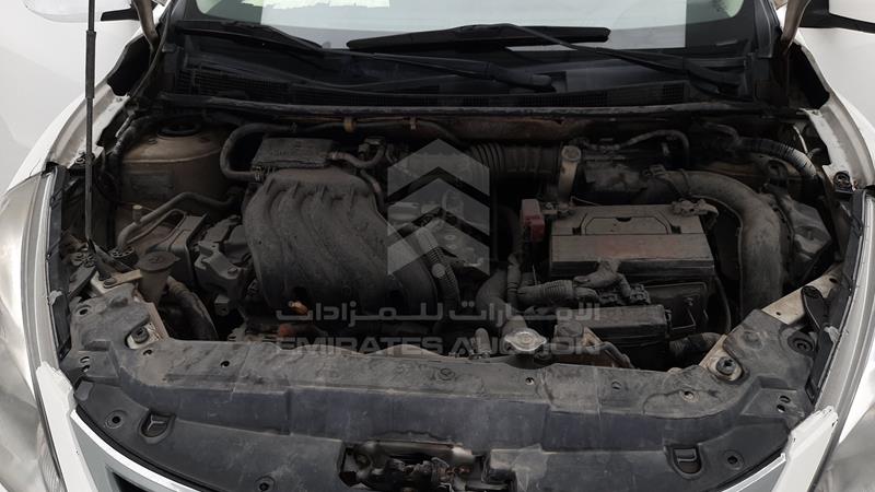 MNTBC2C93F6005567 Auction: EmiratesAuction Lot: 412005 MNTBC2C93F6005567 Nissan Tiida 2015 WHITE Photo 38