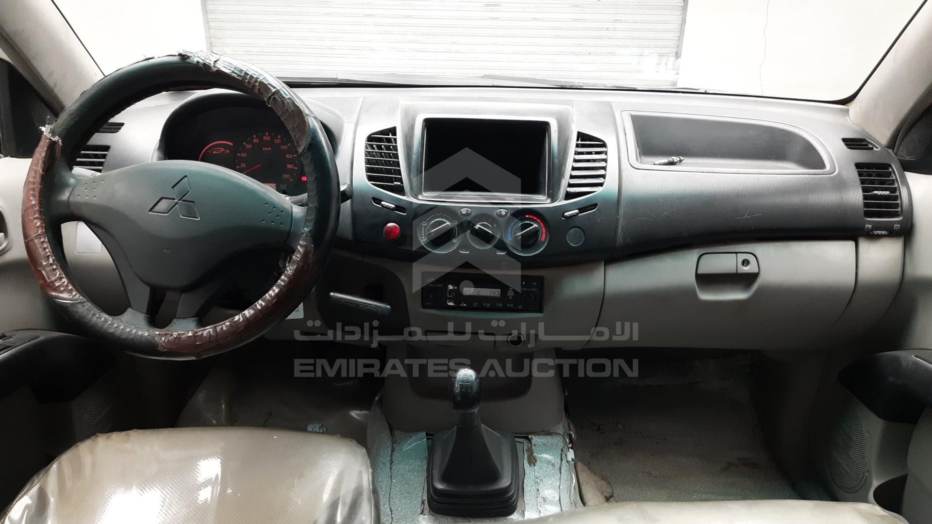 2015 MITSUBISHI L 200 VIN: MMBJNKA40FD017803