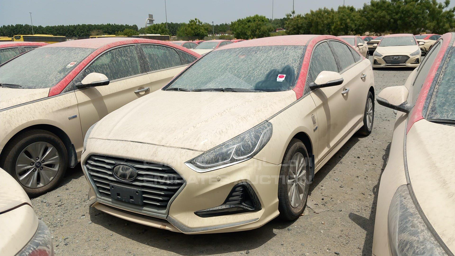 2019 HYUNDAI SONATA VIN: KMHE24132KA092933