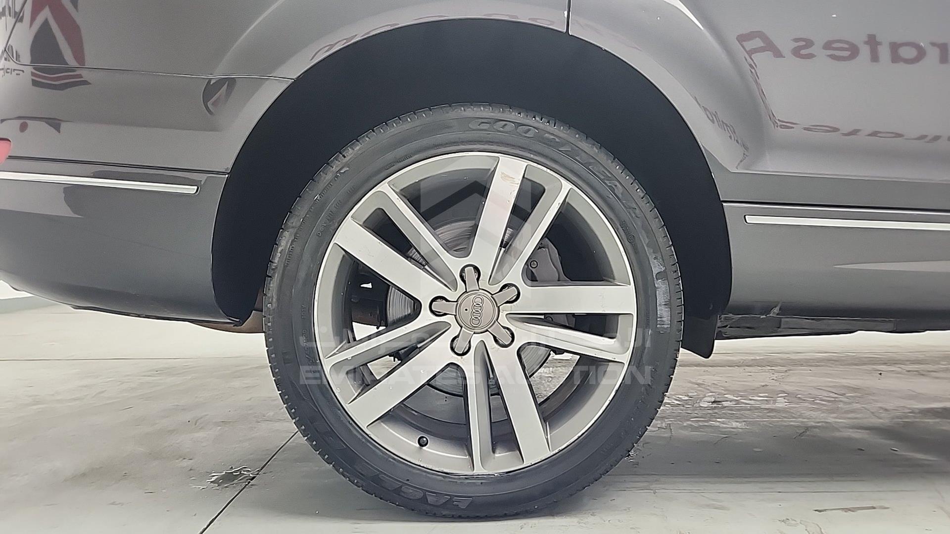 2012 AUDI Q7 VIN: WAUAGD4L2CD009451