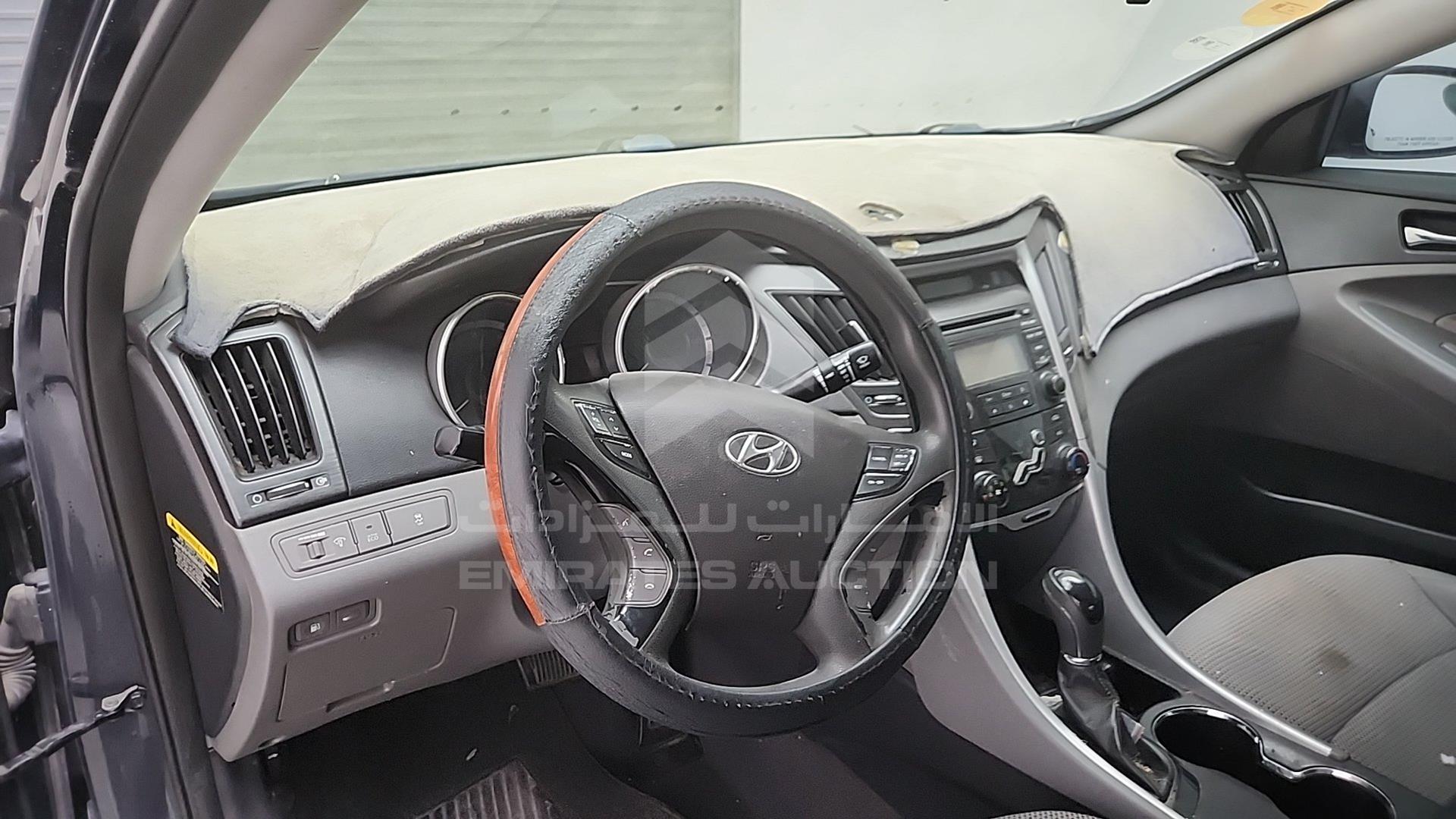 2013 HYUNDAI SONATA VIN: 5NPEB4AC5DH513740