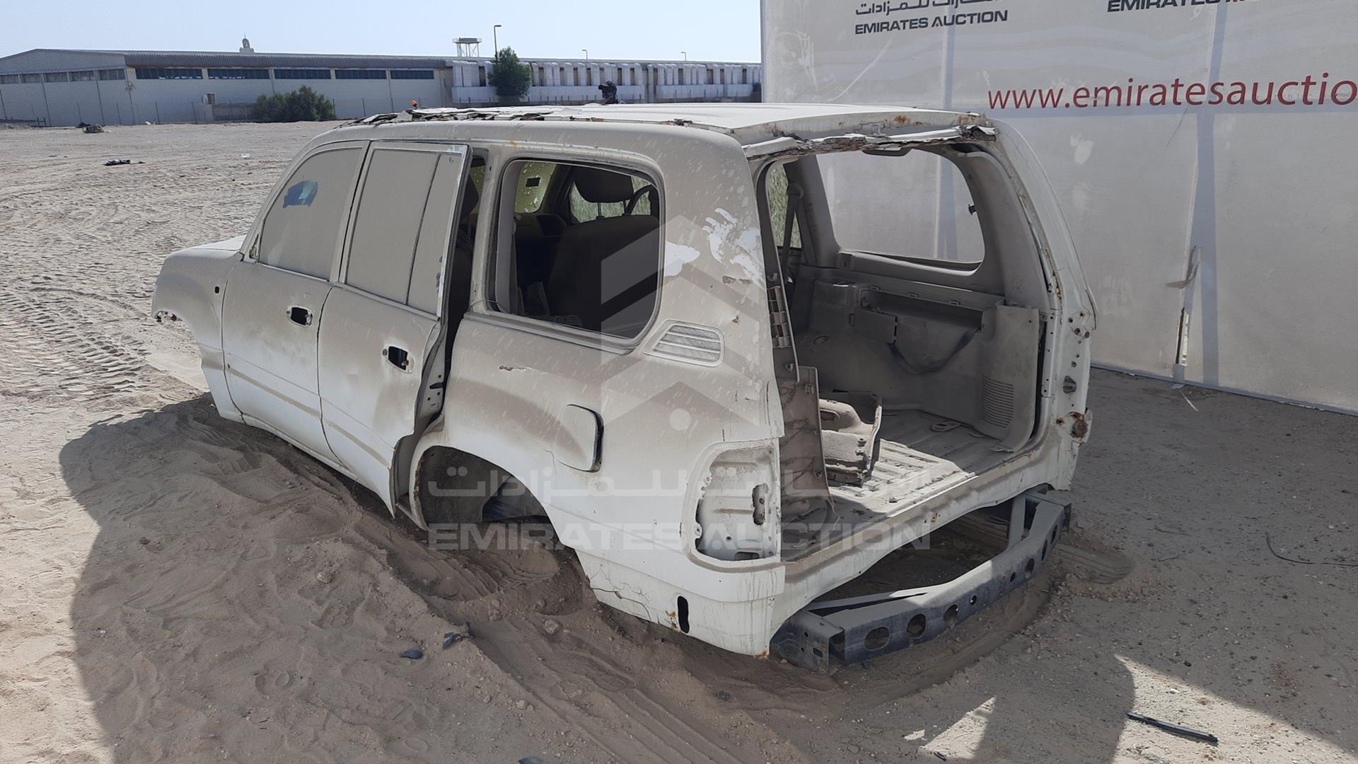 2000 TOYOTA LAND CRUISER VIN: JT3HJ09J2Y0032718