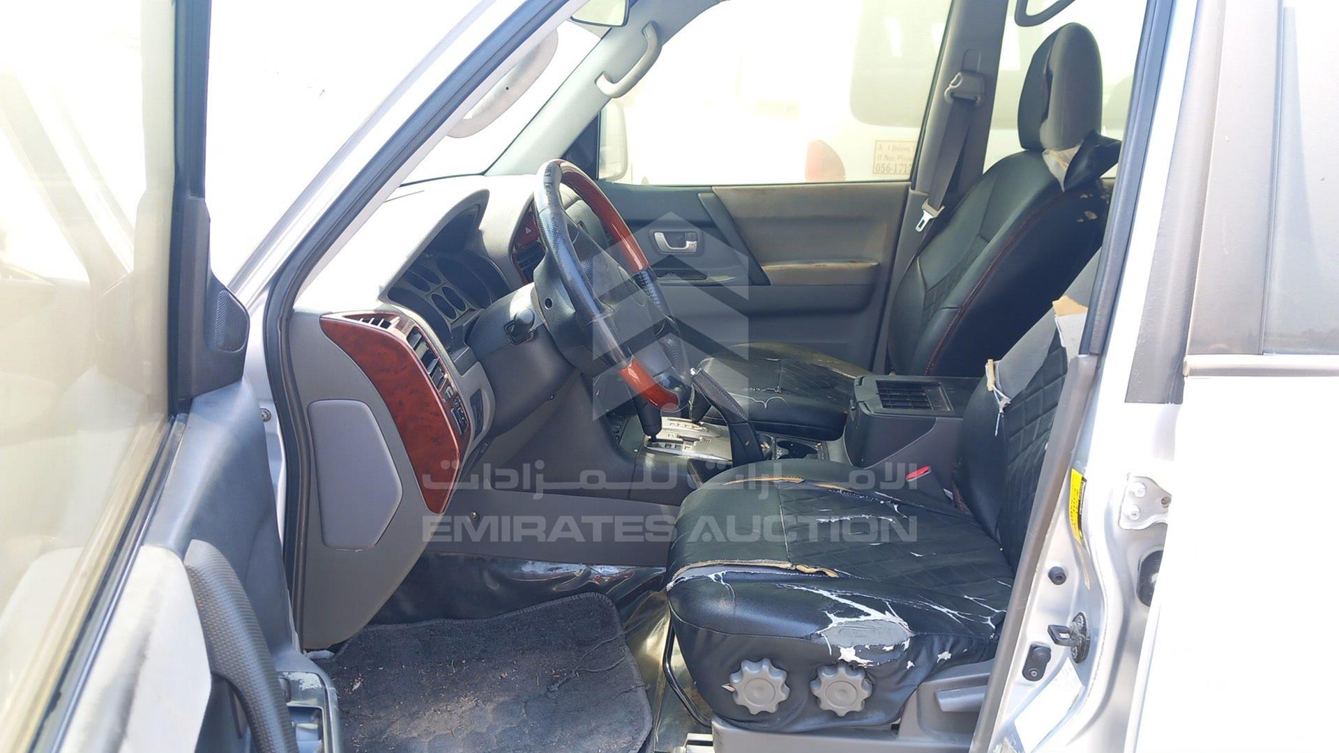 2006 MITSUBISHI PAJERO VIN: JMYLRV73W6J713137