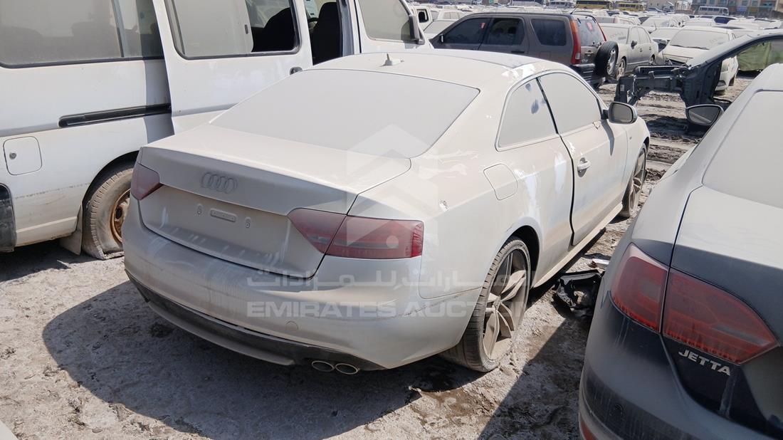 2011 Audi - Scrap without document — Rear Right Angle — Photo 7