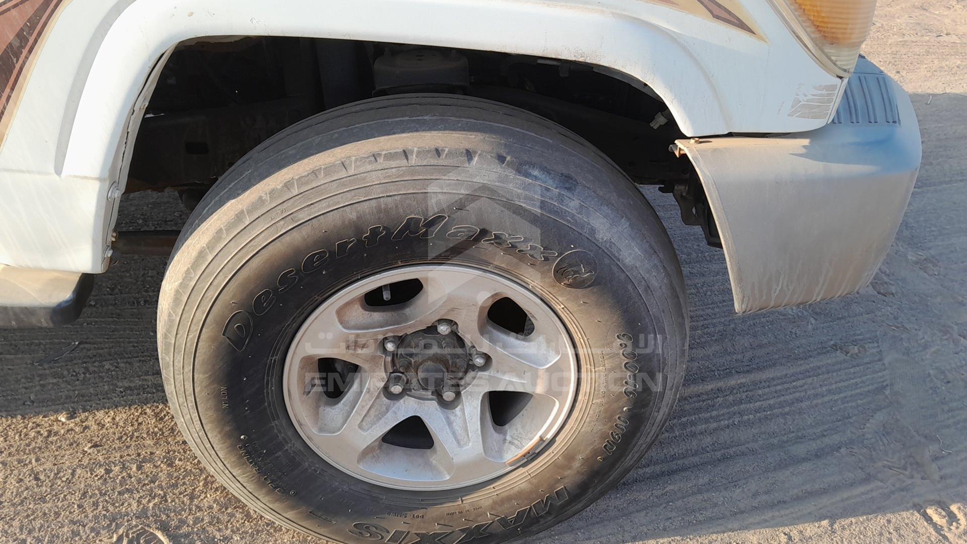 2007 TOYOTA LAND CRUISER PICKUP VIN: JTFLJ73J376037369