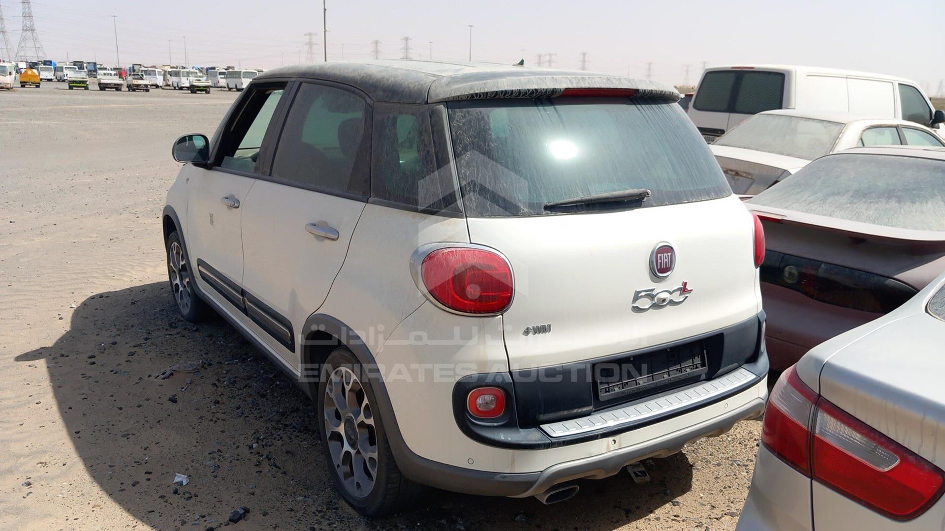 2015 FIAT 500L VIN: ZFBCFADH8FZ031859