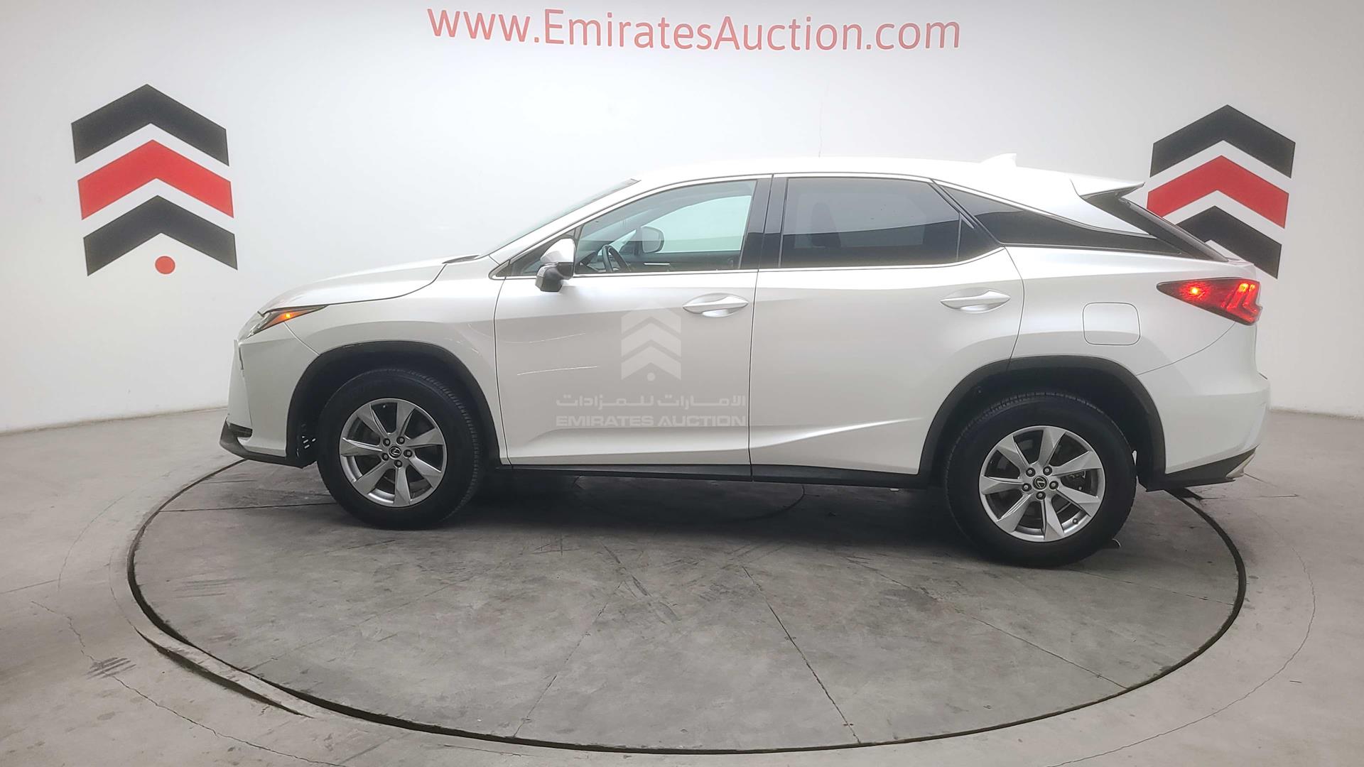 2019 LEXUS RX 350 VIN: 2T2BZMCA6KC208527