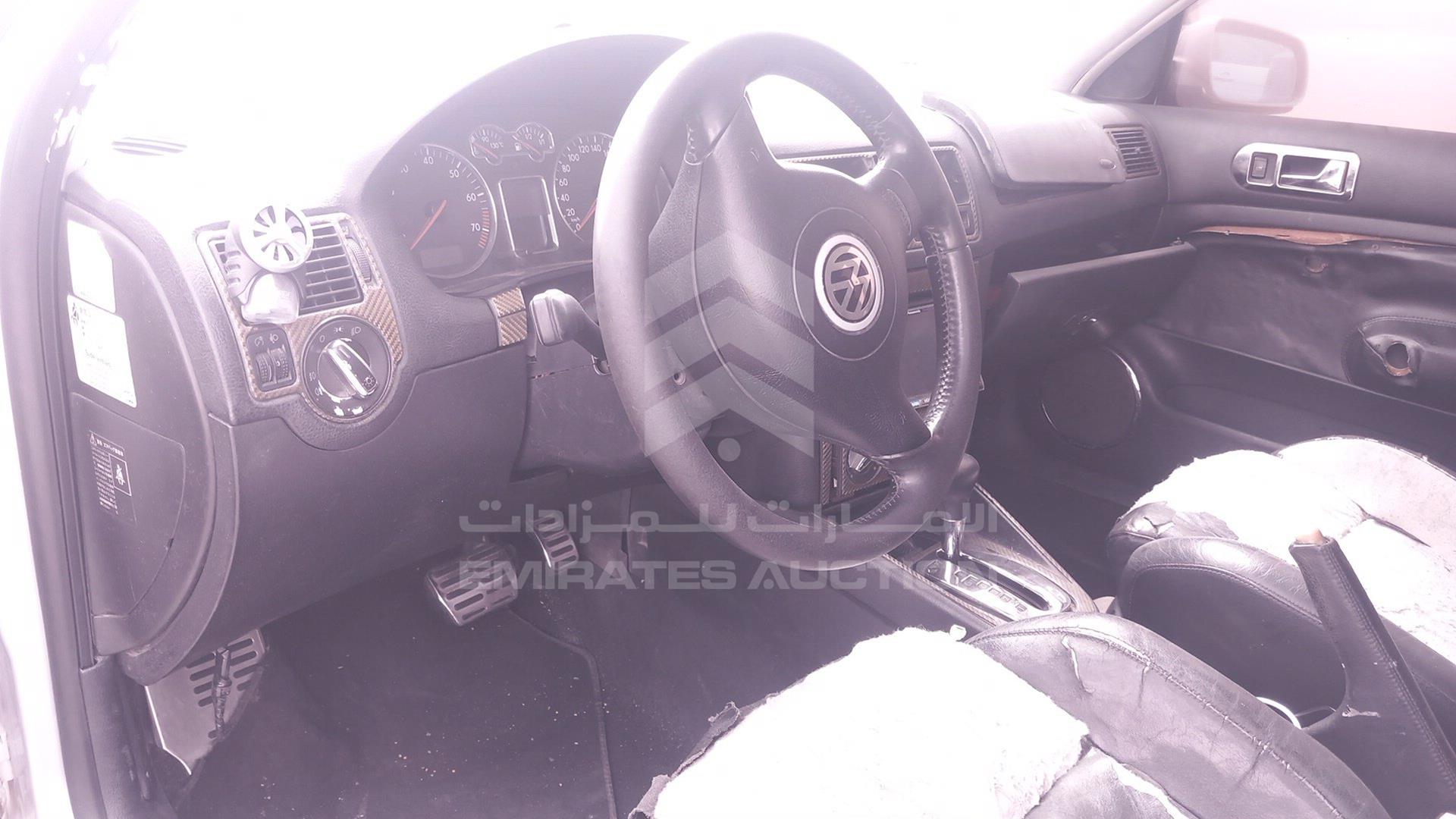 2001 VOLKSWAGEN GOLF VIN: WVWZZZ1JZ2P039525