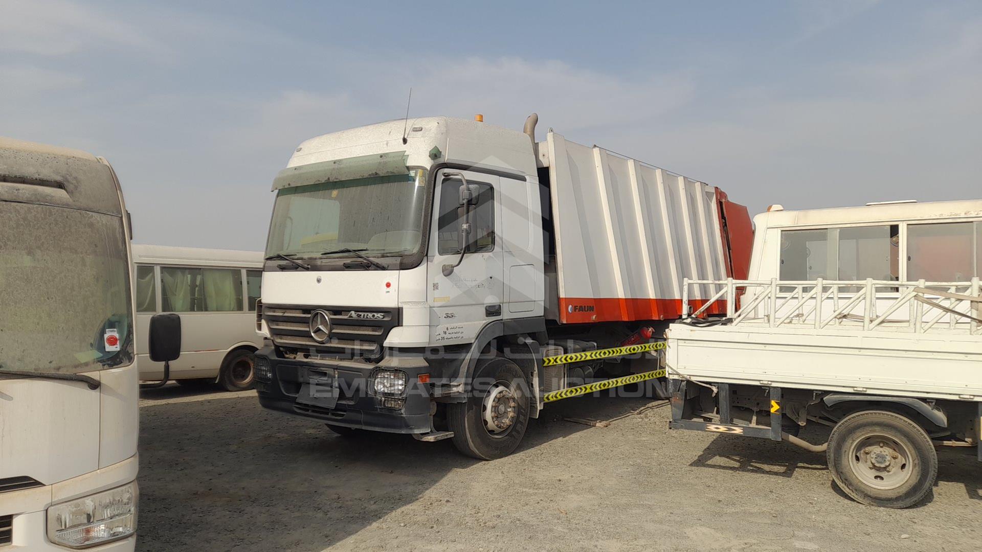 2008 MERCEDES ACTROS VIN: WDAKHCAA28L280334
