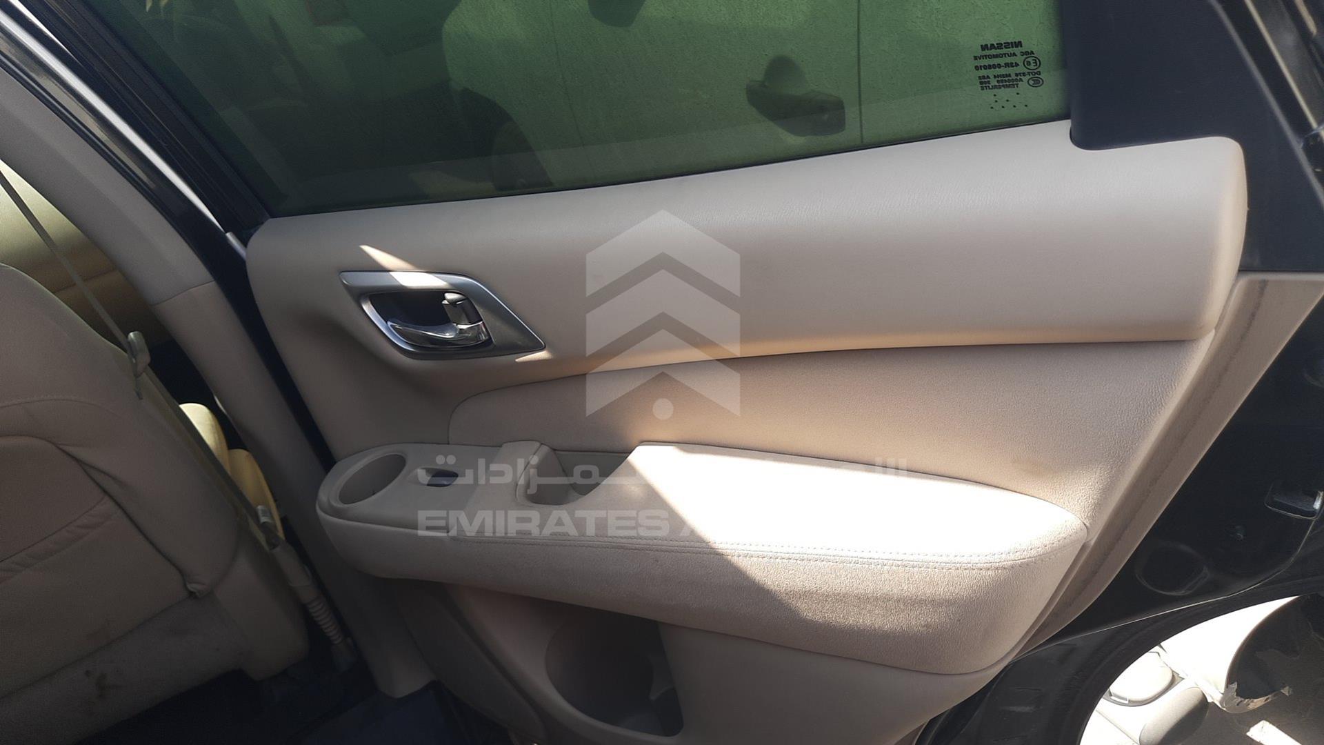 2016 NISSAN PATHFINDER VIN: 5N1AR2M5XGC610715