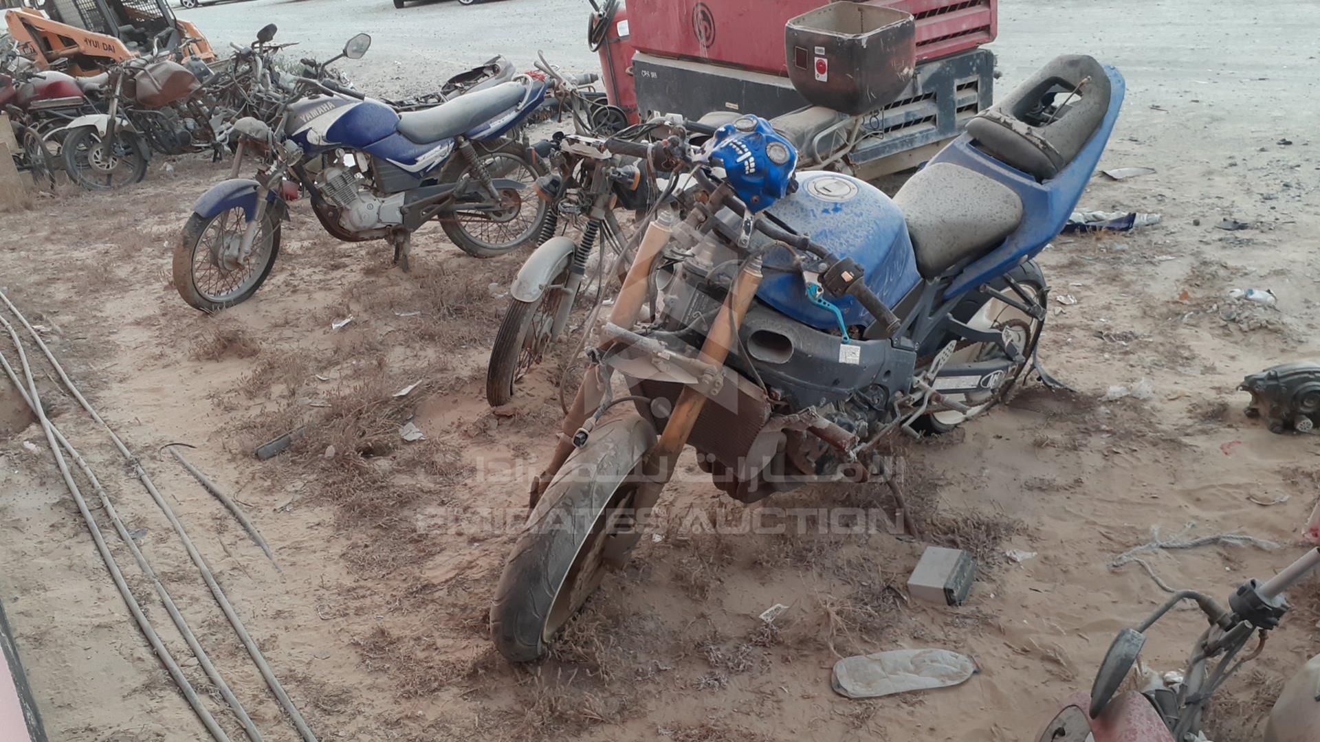 0 SUZUKI MOTORBIKE VIN: JS1B3111100106302