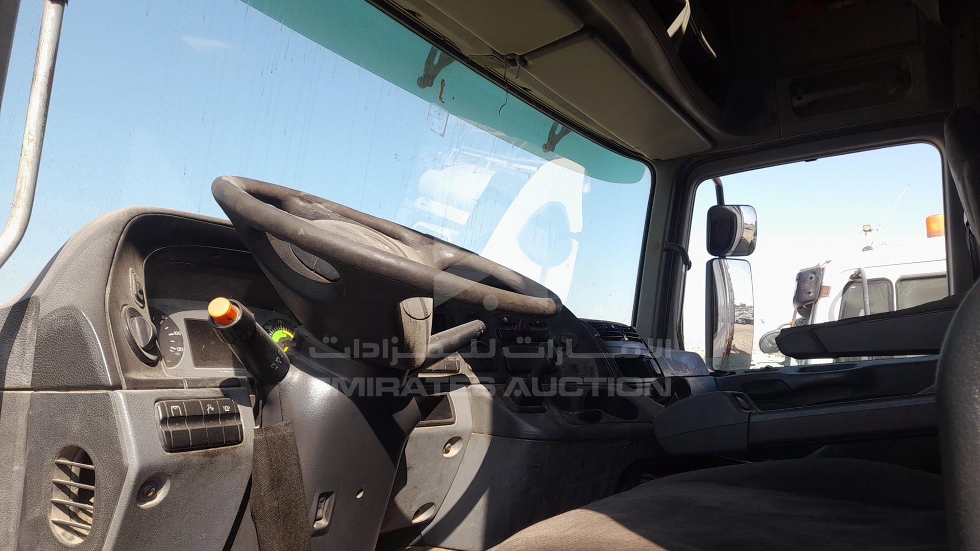2008 MERCEDES ACTROS VIN: WDAKHCAAX8L307246