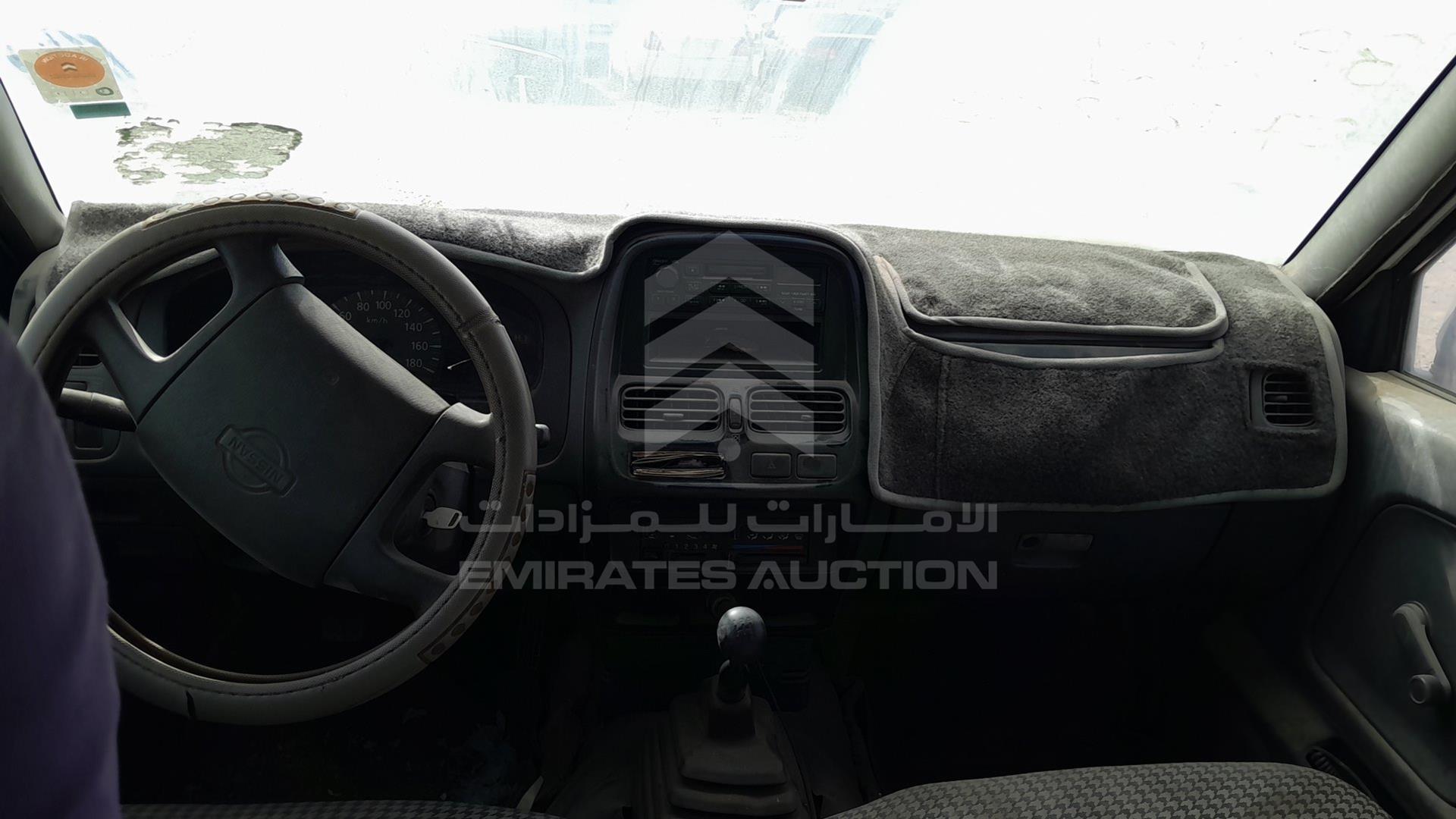 2000 NISSAN 2400 VIN: JN6BD23S6YA711209