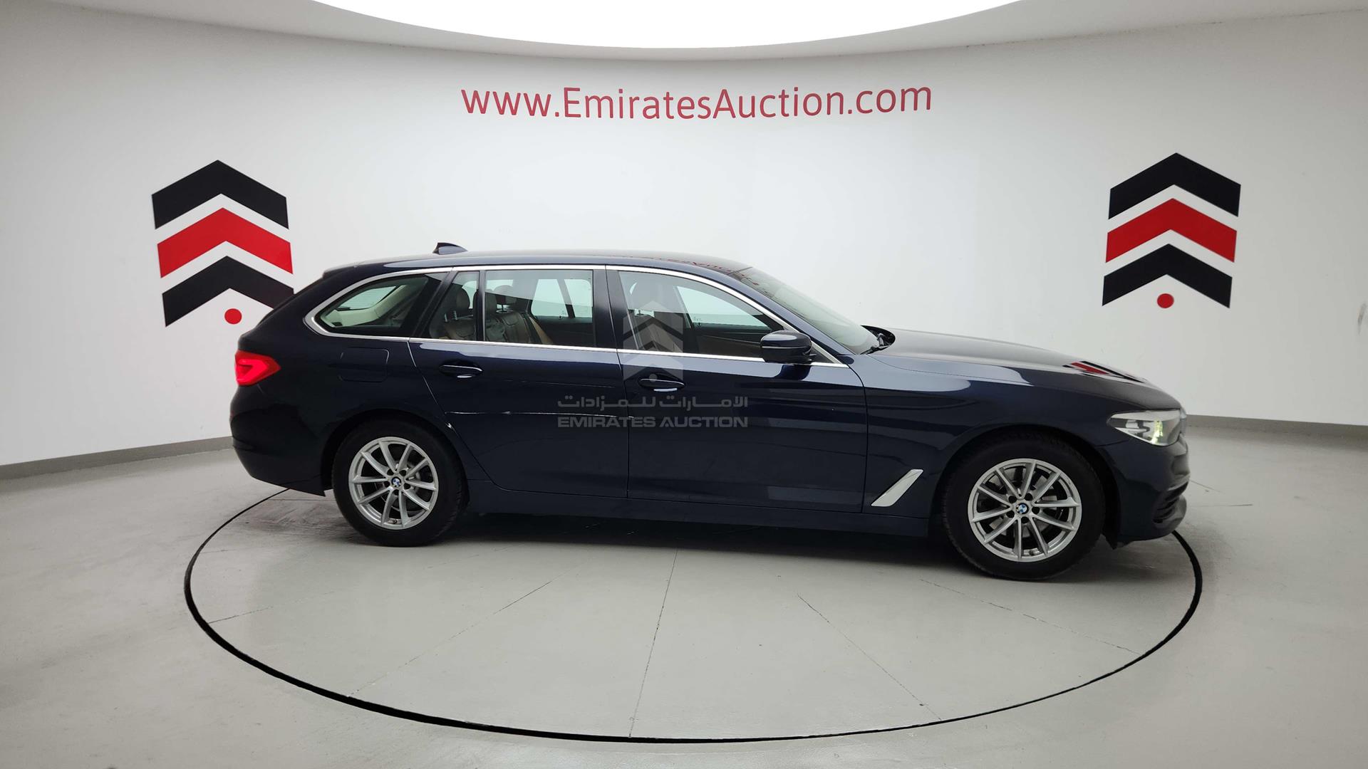 2020 BMW 520 VIN: WBAJT1A07LCE33656