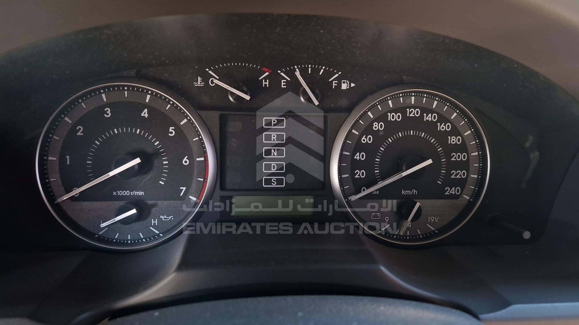 2014 TOYOTA LAND CRUISER VIN: JTMHX09J3E5041422