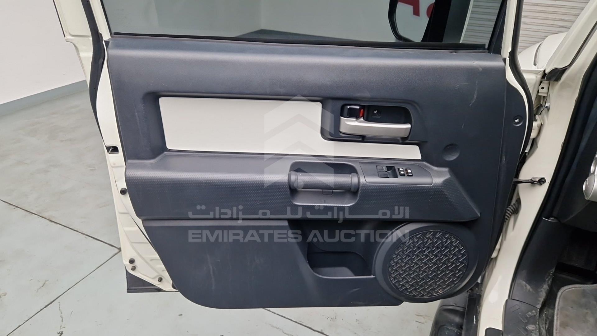 2021 TOYOTA FJ CRUISER VIN: JTEBU11F3MK259612