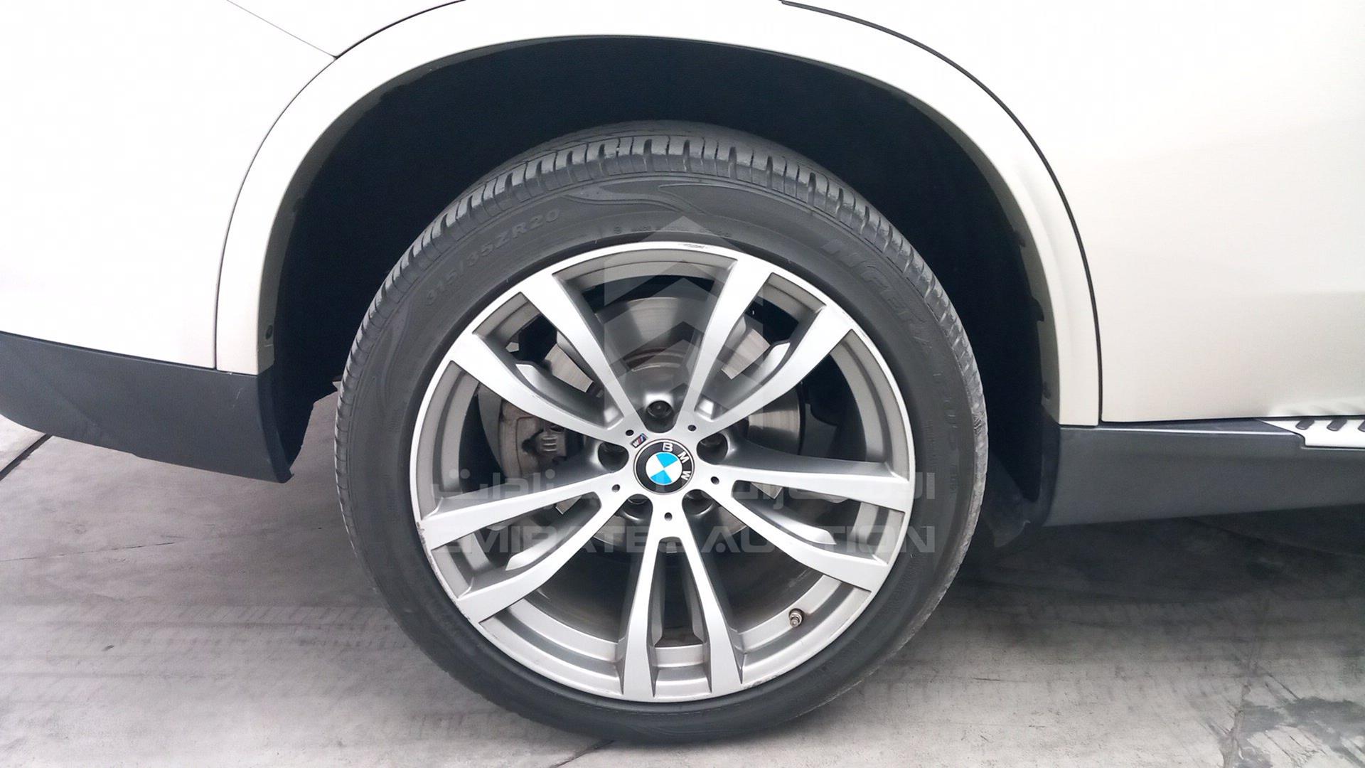 2016 BMW X5 VIN: WBAKR6102G0G98945