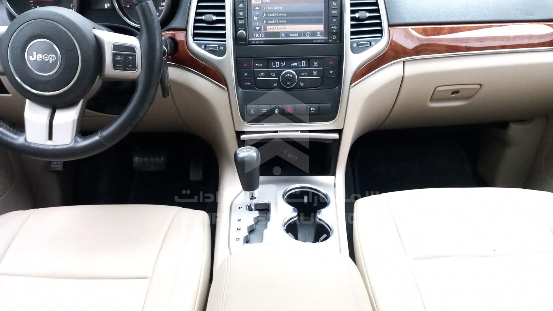 2013 JEEP GRAND CHEROKEE VIN: 1C4RJFBT6DC586576