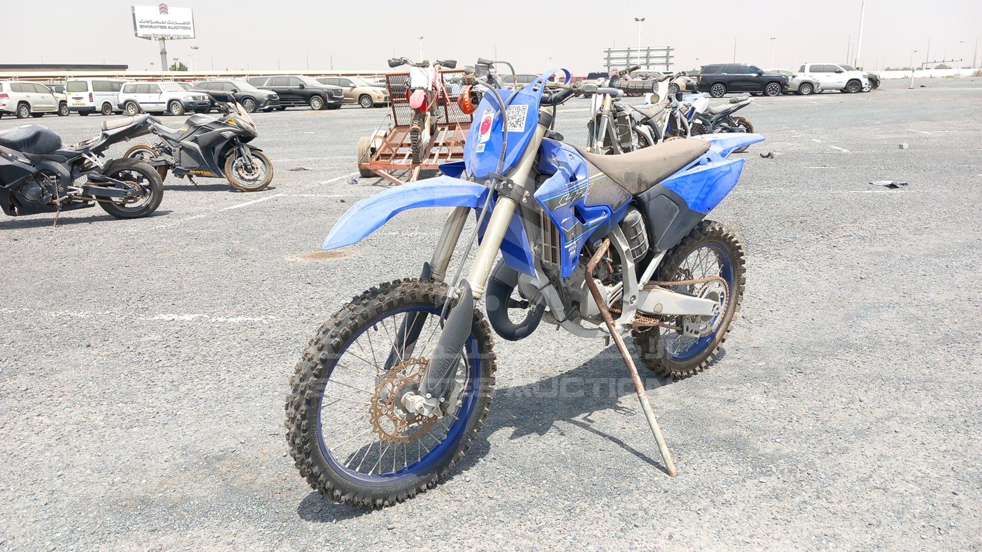 0 YAMAHA MOTORBIKE VIN: JYACE16C4MA047310
