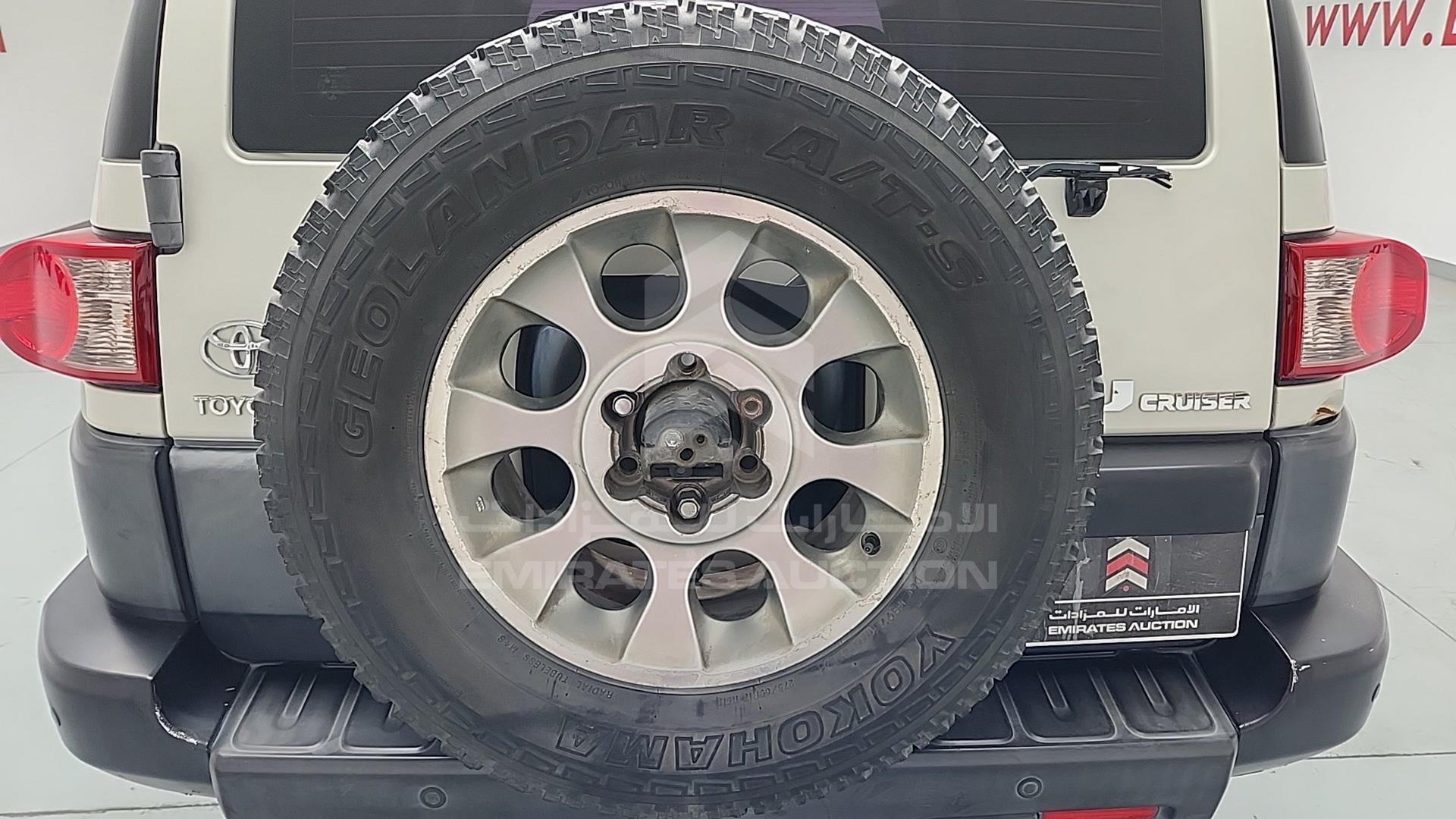 2012 TOYOTA FJ CRUISER VIN: JTEBU11F3CK127030
