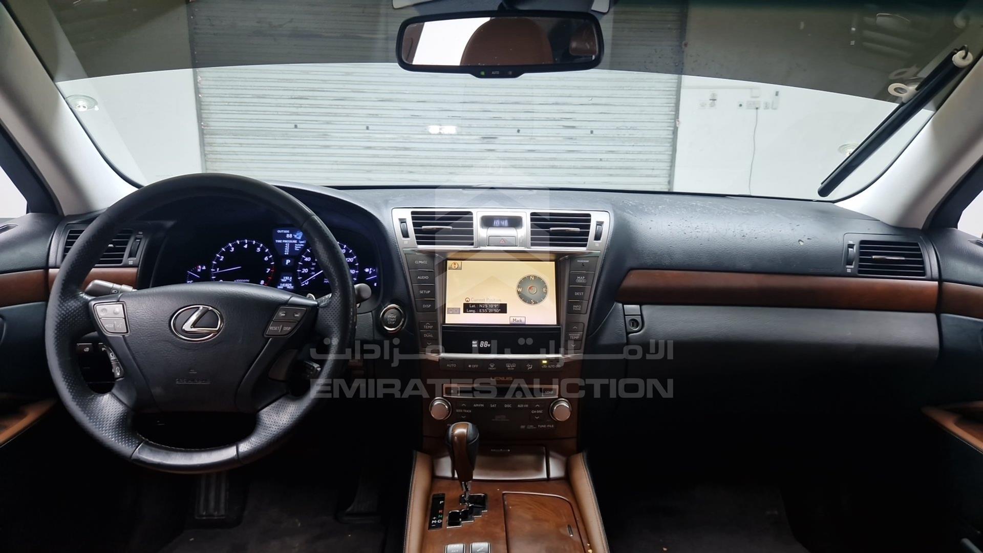 2011 LEXUS LS 460 VIN: JTHBL5EF9B5108146