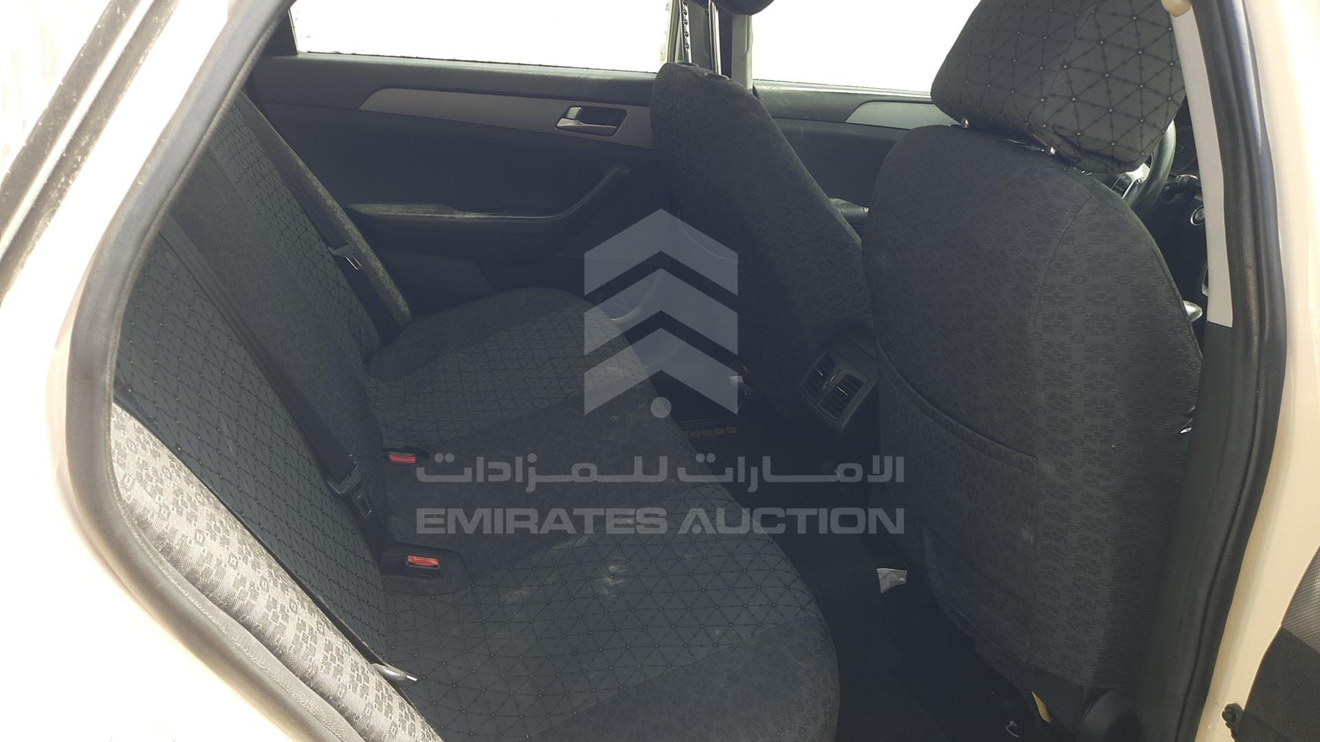 2019 HYUNDAI SONATA VIN: KMHE24139KA092931