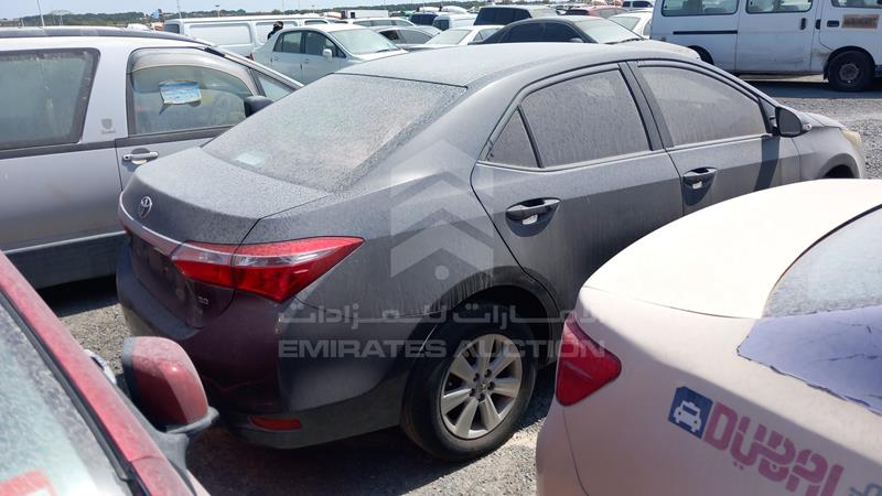 RKLBL9HE7F5236244 Auction: EmiratesAuction Lot: 408508 RKLBL9HE7F5236244 Toyota Corolla 2015 GREY Photo 10