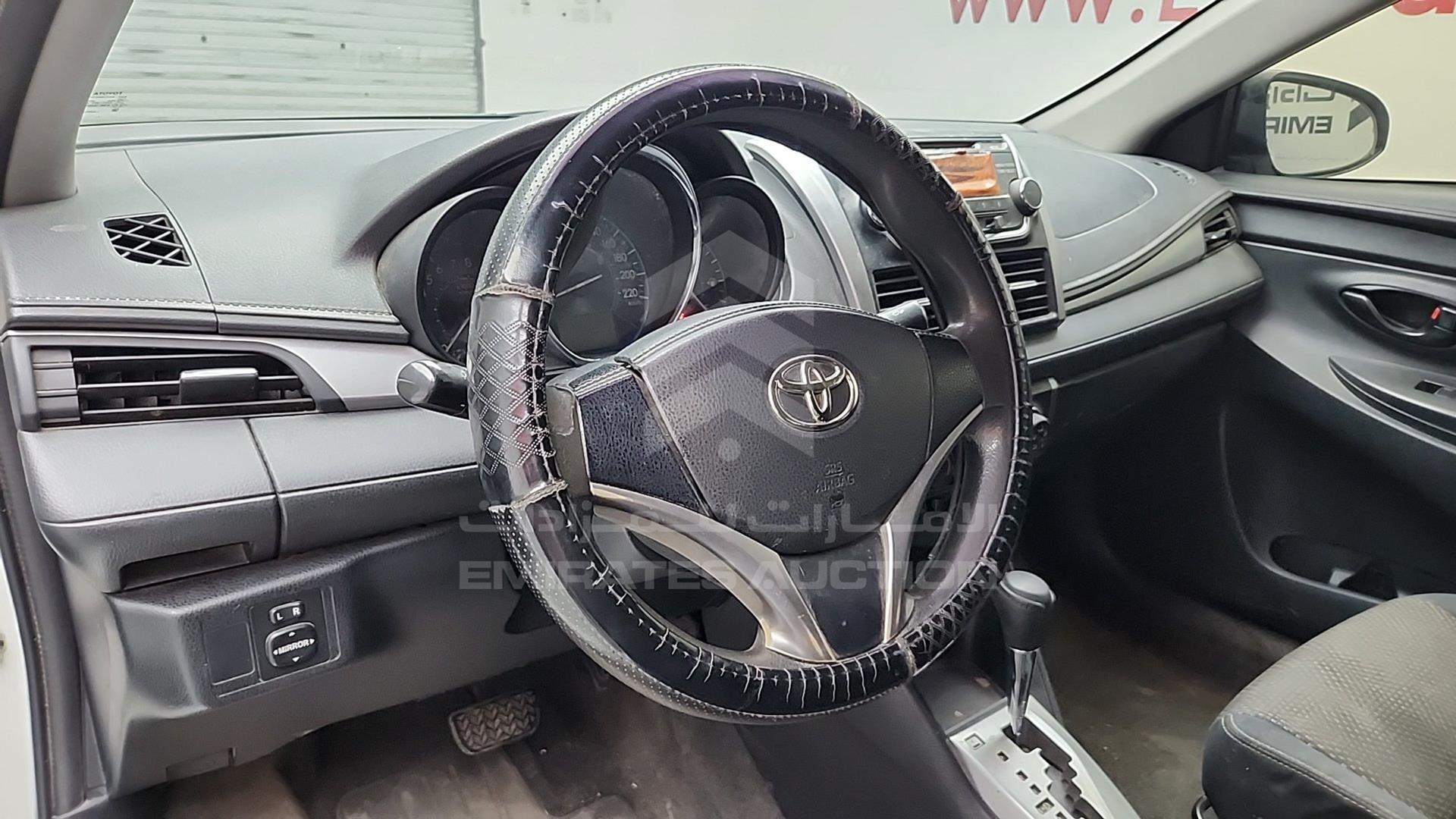 2015 TOYOTA YARIS VIN: MHFBT9F32F6026857