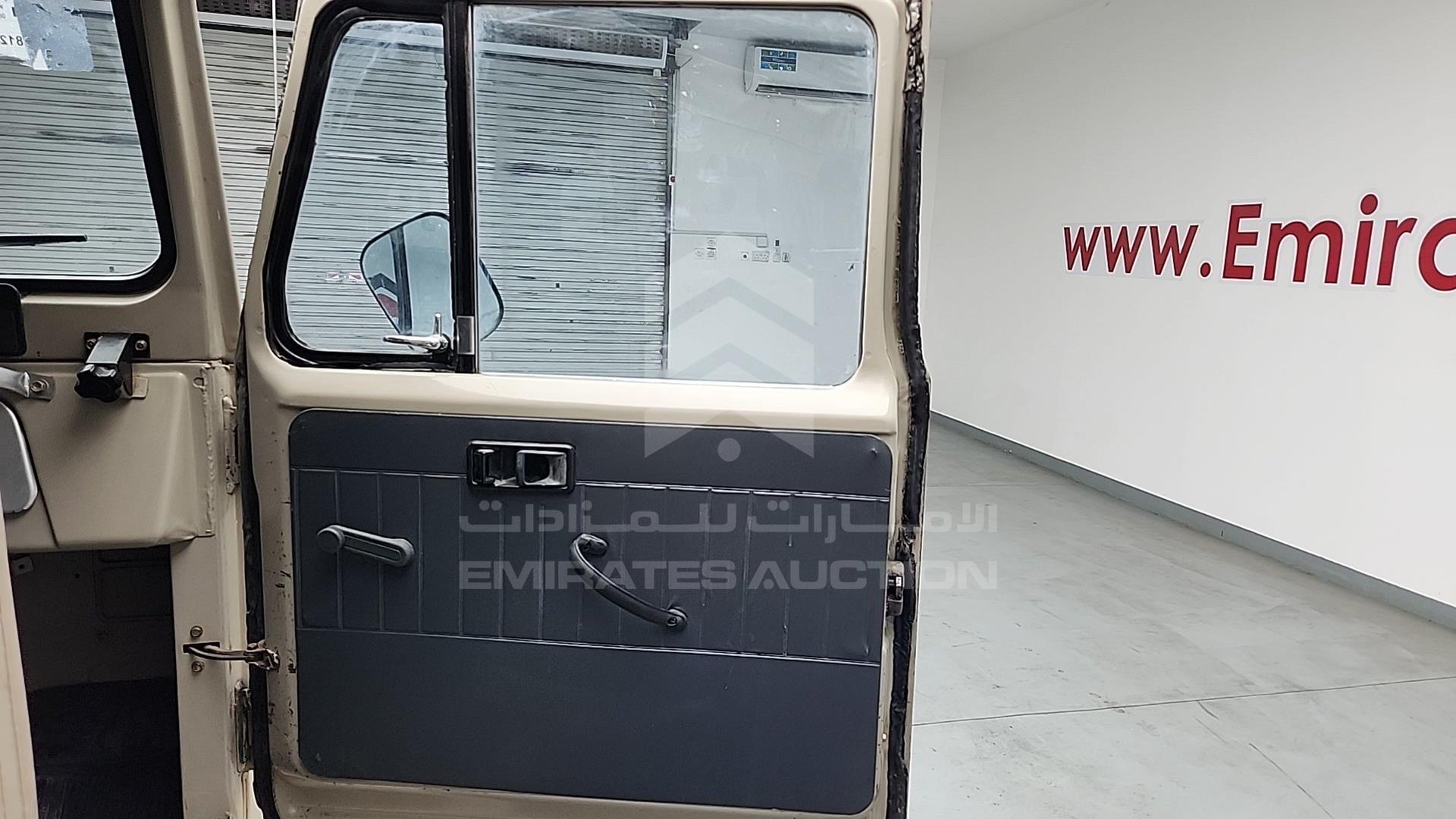 1976 TOYOTA LAND CRUISER VIN: FJ4355167