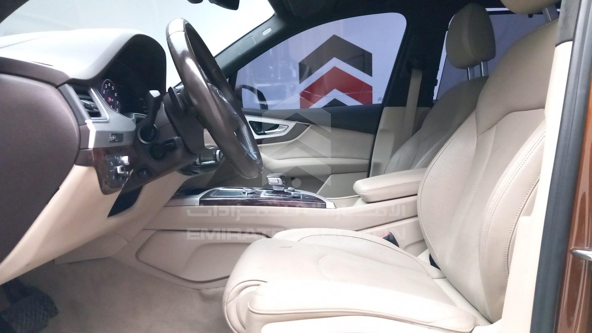 2016 AUDI Q7 VIN: WA1AGDF75GD001329