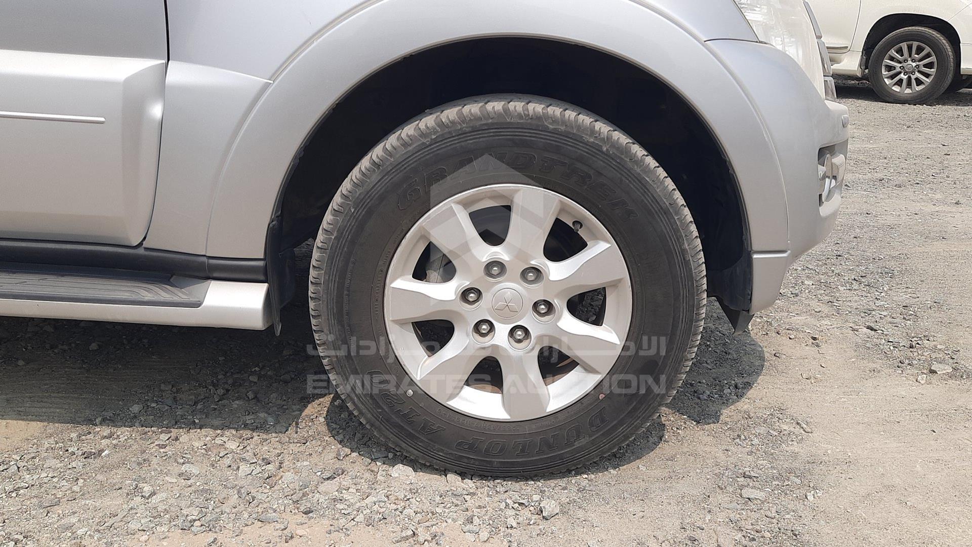 2016 MITSUBISHI PAJERO VIN: JMYMRV85WGJ730396
