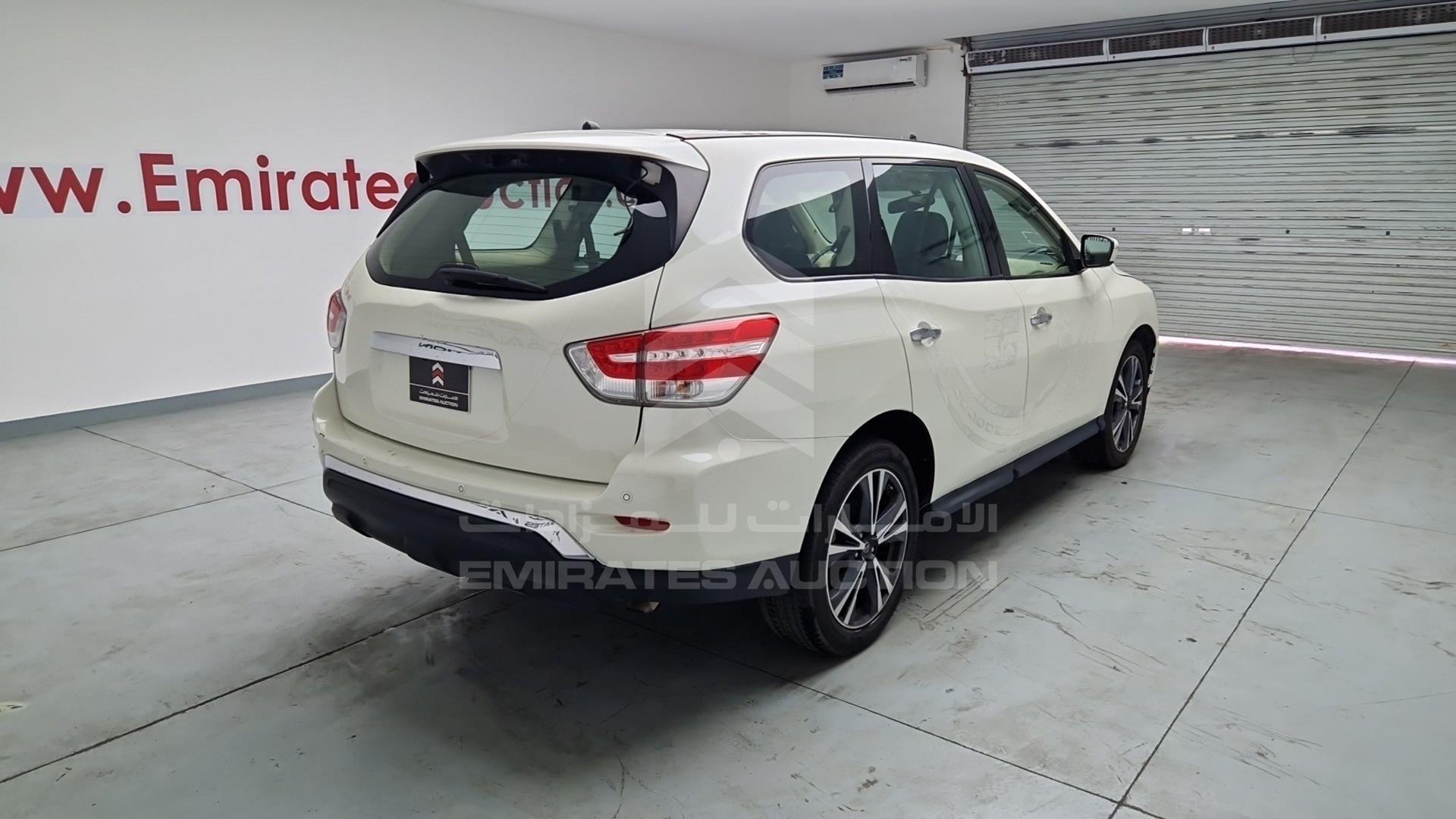 2019 NISSAN PATHFINDER VIN: 5N1CR2M81KC579060